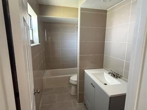 321 W 21st St, Riviera Beach FL 33404
