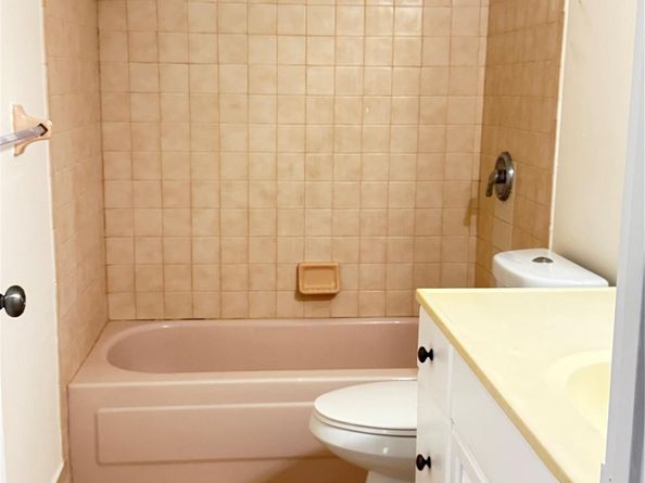 321 W 21st St, Riviera Beach FL 33404