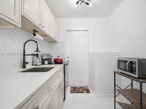 1225 NW 2nd Street, Fort Lauderdale FL 33311