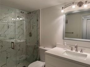 1101 Colony Point Circle 102, Pembroke Pines FL 33026