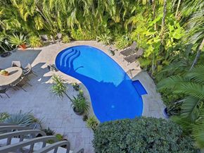 2525 NE 21st Court, Fort Lauderdale FL 33305