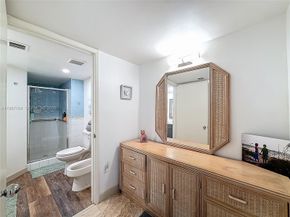 6061 Collins Avenue 12D, Miami Beach FL 33140