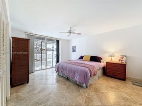 6061 Collins Avenue 12D, Miami Beach FL 33140