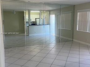 5050 Bayview Drive 17, Fort Lauderdale FL 33308