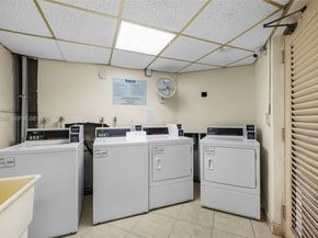 6100 S Falls Cir Drive 101, Lauderhill FL 33319