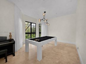 3471 Main Hwy 619 619, Miami FL 33133