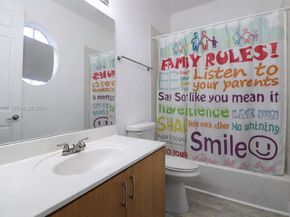 2264 NE 42nd Circle, Homestead FL 33033