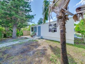 2405-2407 N East Coast Street, Lake Worth Beach FL 33460