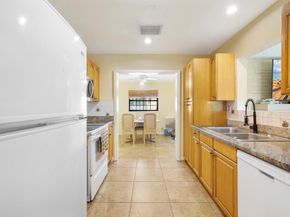 713 NE 35th Street, Oakland Park FL 33334