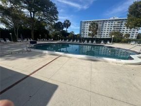 3800 Hillcrest Dr 1222 1222, Hollywood FL 33021