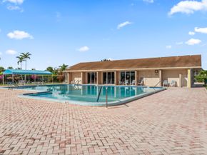 225 Bonnie Boulevard 302, Palm Springs FL 33461