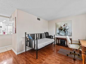 225 Bonnie Boulevard 302, Palm Springs FL 33461