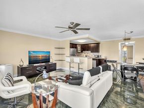 2123 Cambridge F, Deerfield Beach FL 33442