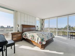 100 Royal Palm Way G5, Palm Beach FL 33480