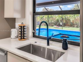 1111 NW 70th Terrace, Plantation FL 33313