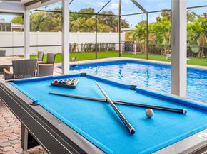 1111 NW 70th Terrace, Plantation FL 33313