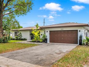 1111 NW 70th Terrace, Plantation FL 33313