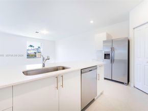 4941 Peacock Way 5838, Dania Beach FL 33312