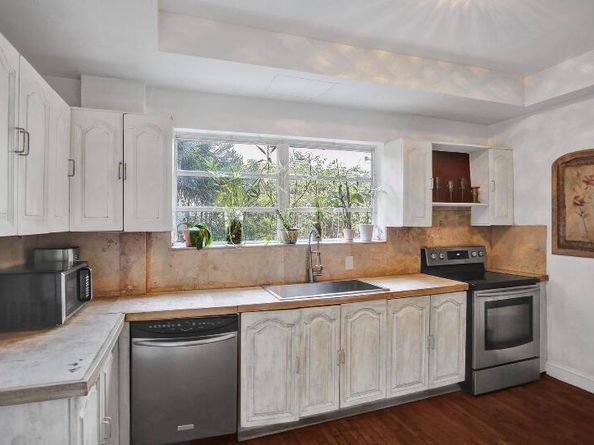 1107 Alhambra Circle, Coral Gables FL 33134