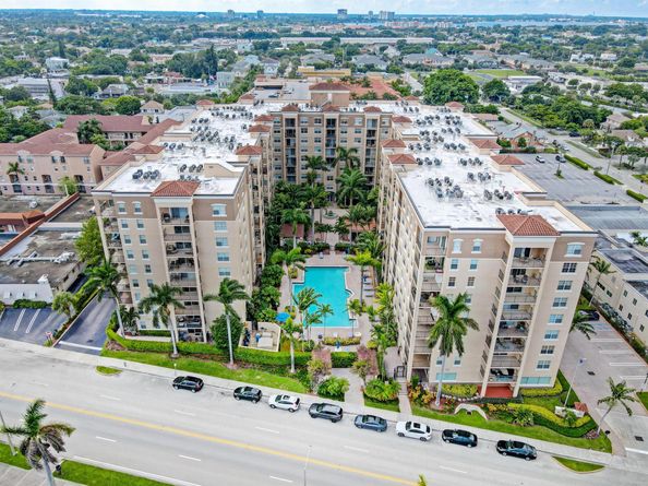 1805 N Flagler Drive 102, West Palm Beach FL 33407
