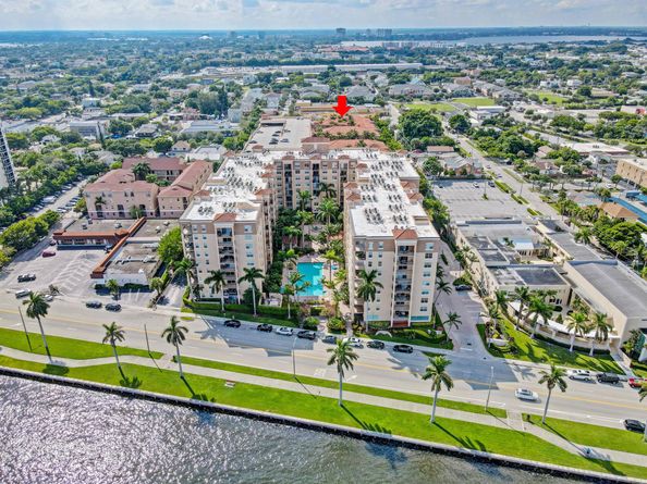 1805 N Flagler Drive 102, West Palm Beach FL 33407