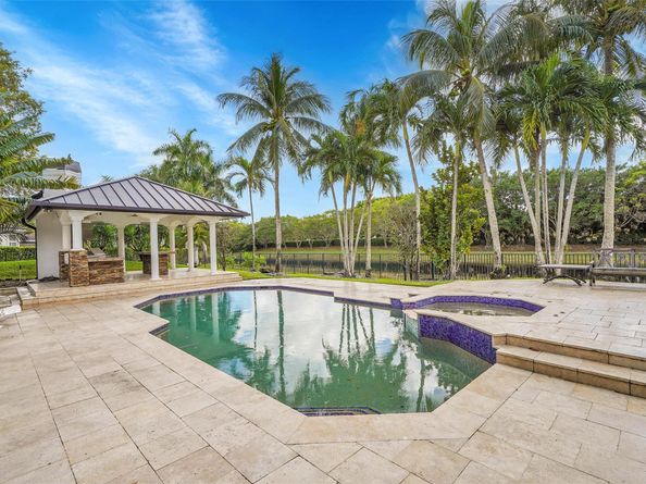 3600 Paddock Rd, Weston FL 33331