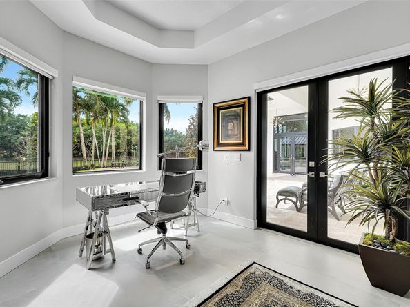 3600 Paddock Rd, Weston FL 33331