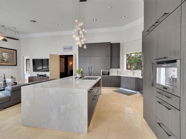 3600 Paddock Rd, Weston FL 33331