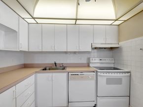 1 Abbey Lane 201, Delray Beach FL 33446