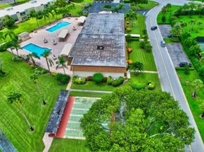 1 Abbey Lane 201, Delray Beach FL 33446