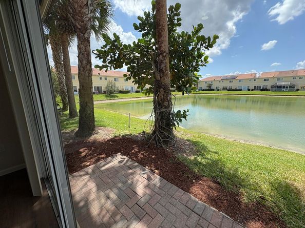 Undisclosed Address #FX-10491870, Oakland Park FL 33309