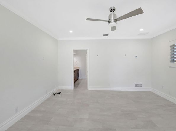 11976 N Lake Drive, Boynton Beach FL 33436