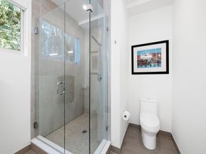 12 SE 10th Ave, Fort Lauderdale FL 33301