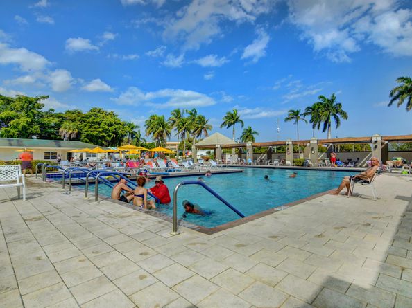 2901 Victoria Circle F2, Coconut Creek FL 33066