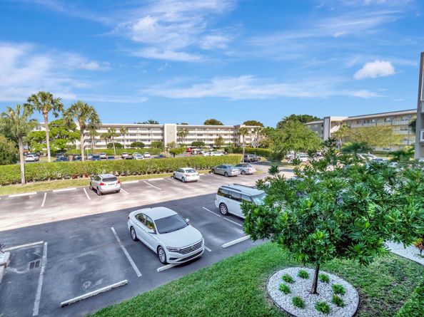 2901 Victoria Circle F2, Coconut Creek FL 33066