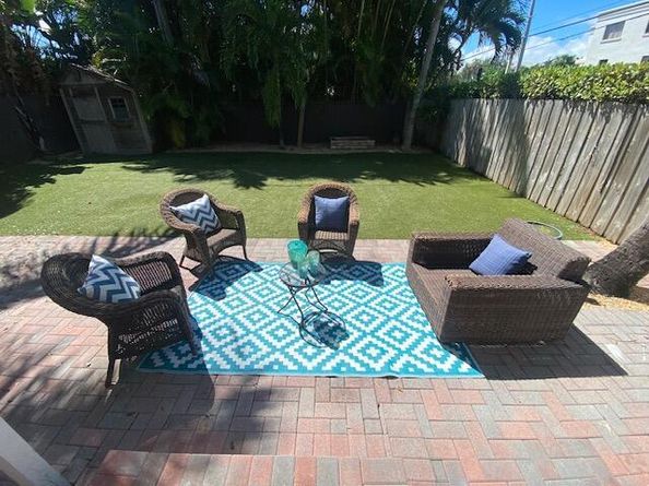 296 Vallette Way, West Palm Beach FL 33401