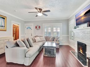 296 Vallette Way, West Palm Beach FL 33401