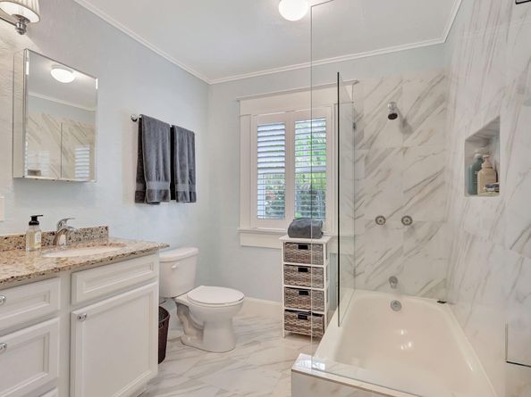 296 Vallette Way, West Palm Beach FL 33401