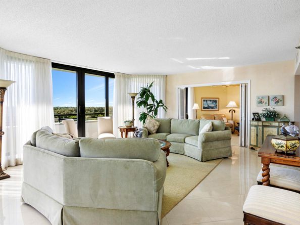 3322 Casseekey Island Road 504, Jupiter FL 33477
