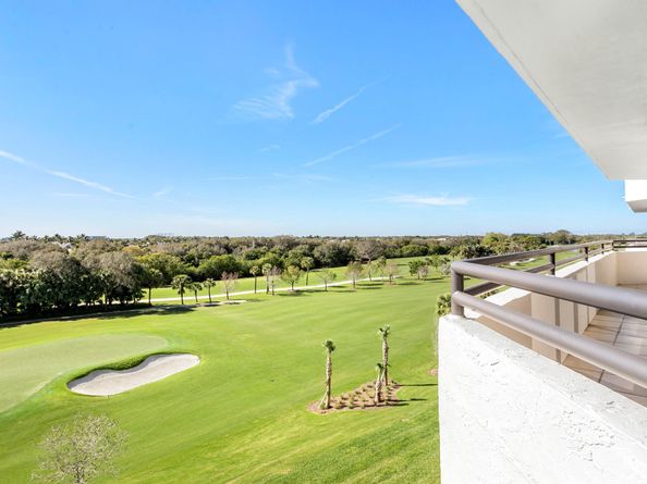 3322 Casseekey Island Road 504, Jupiter FL 33477