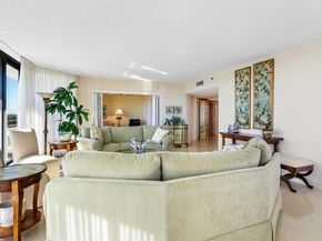 3322 Casseekey Island Road 504, Jupiter FL 33477