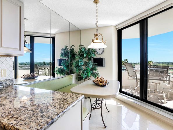 3322 Casseekey Island Road 504, Jupiter FL 33477