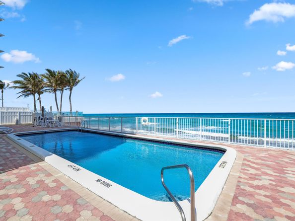 3580 S Ocean 6d Boulevard 6d, South Palm Beach FL 33480