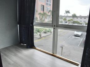 2841 Somerset Drive 217, Lauderdale Lakes FL 33311