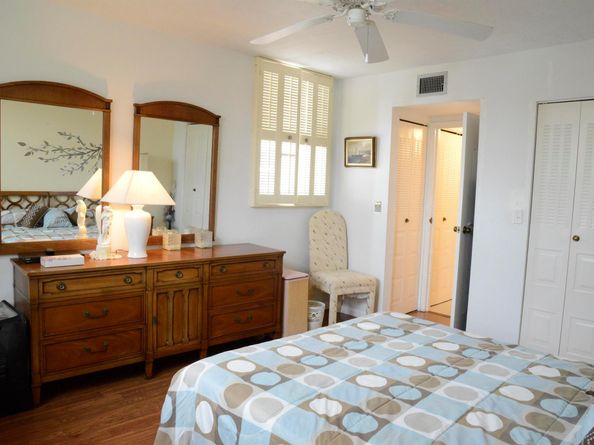 2841 Somerset Drive 217, Lauderdale Lakes FL 33311