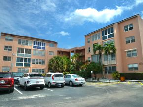 2841 Somerset Drive 217, Lauderdale Lakes FL 33311