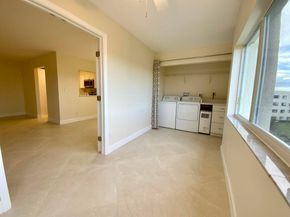 3178 Via Poinciana 402, Lake Worth FL 33467