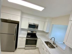 3178 Via Poinciana 402, Lake Worth FL 33467