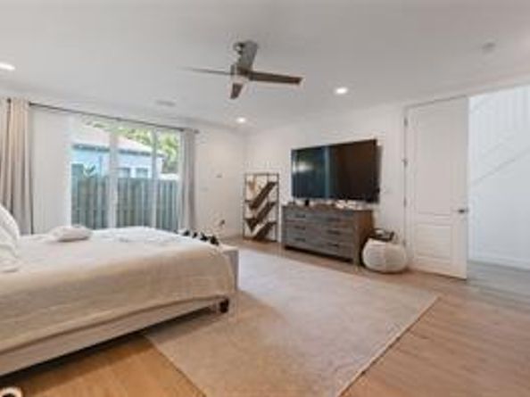 915 W Las Olas Blvd, Fort Lauderdale FL 33312