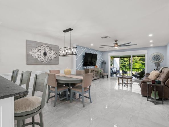 21215 Lago Cir F, Boca Raton FL 33433
